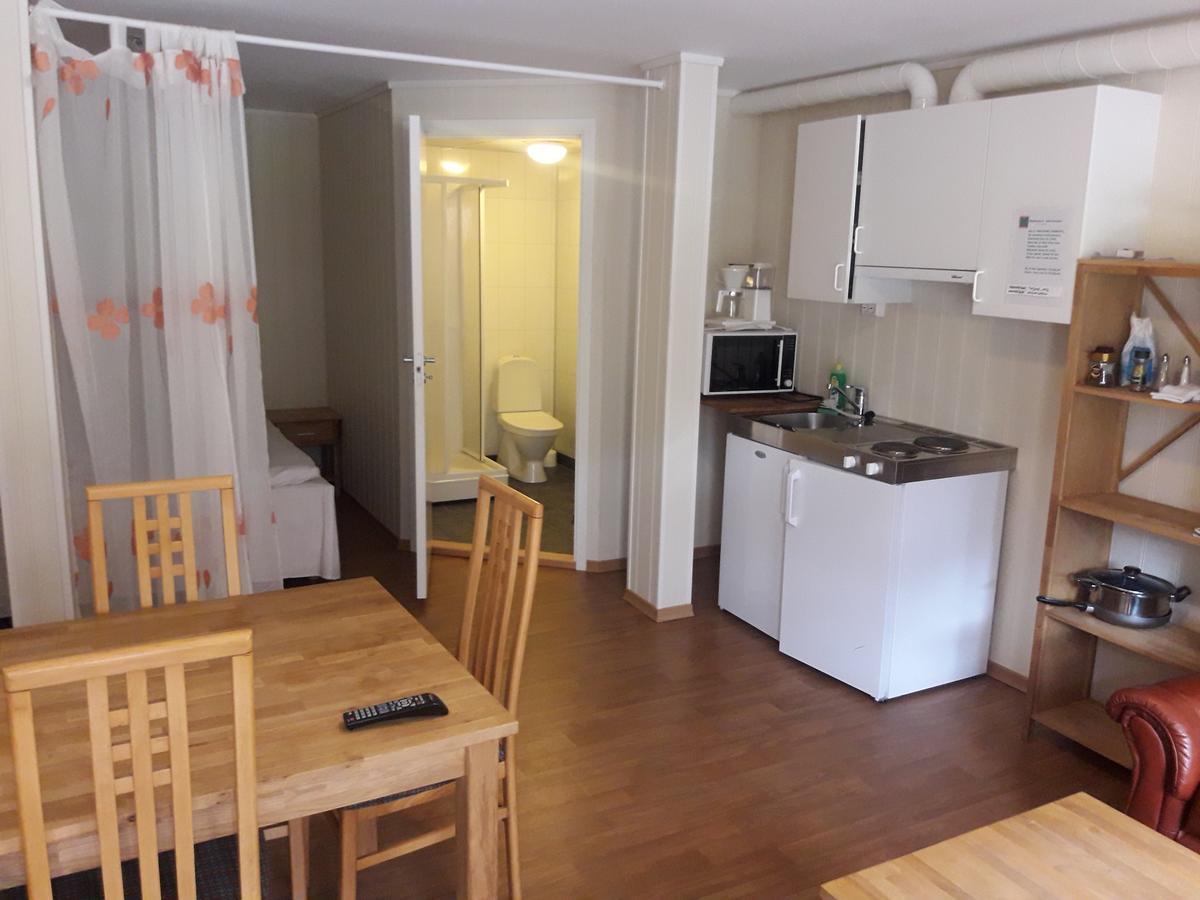 Ridderkroa Tresfjord Motel Bagian luar foto